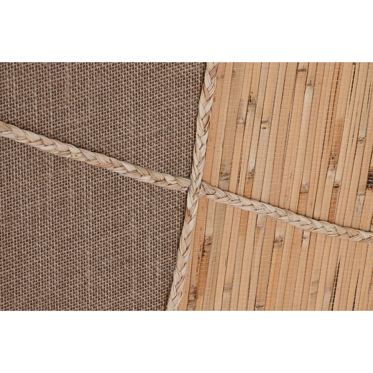 V2H88CAAED660F5DDAE2BEDD70D718B4B8CR5620204P3